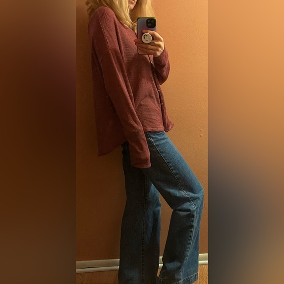 MUDD Oversized Burgundy Button Down - Picture 14 of 15